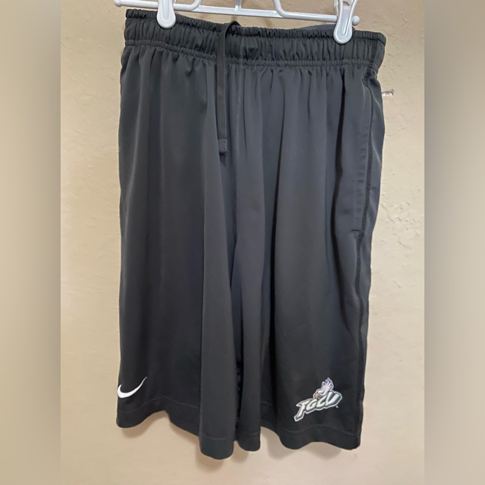 *FGCU NIKE GYM SHORTS SIZE MEDIUM*